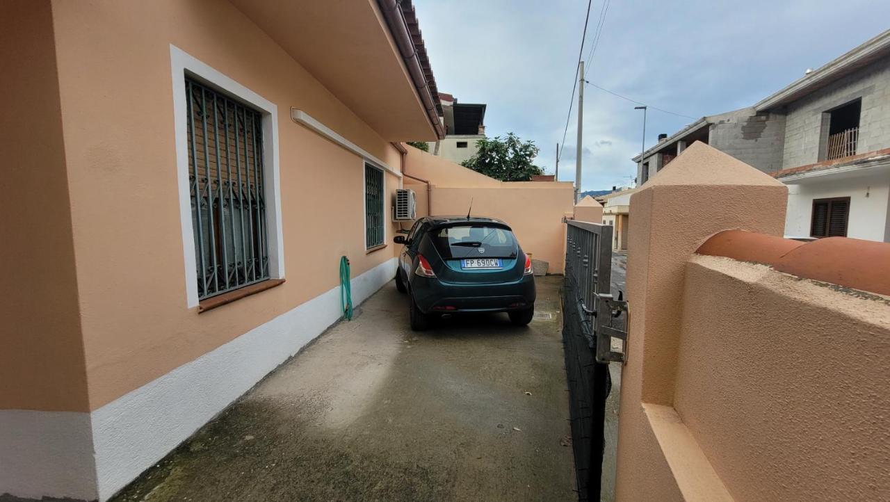 Holiday Maria Luisa Villa Galtellì Exterior foto